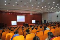 市(shì)衛生計生監督局對轄區學校(xiào)進行艾滋病防控知識培訓
